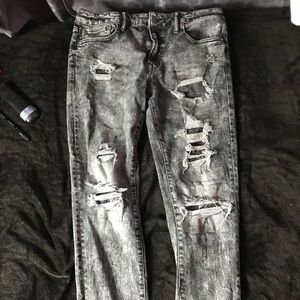 American Eagle grey ripped jeans